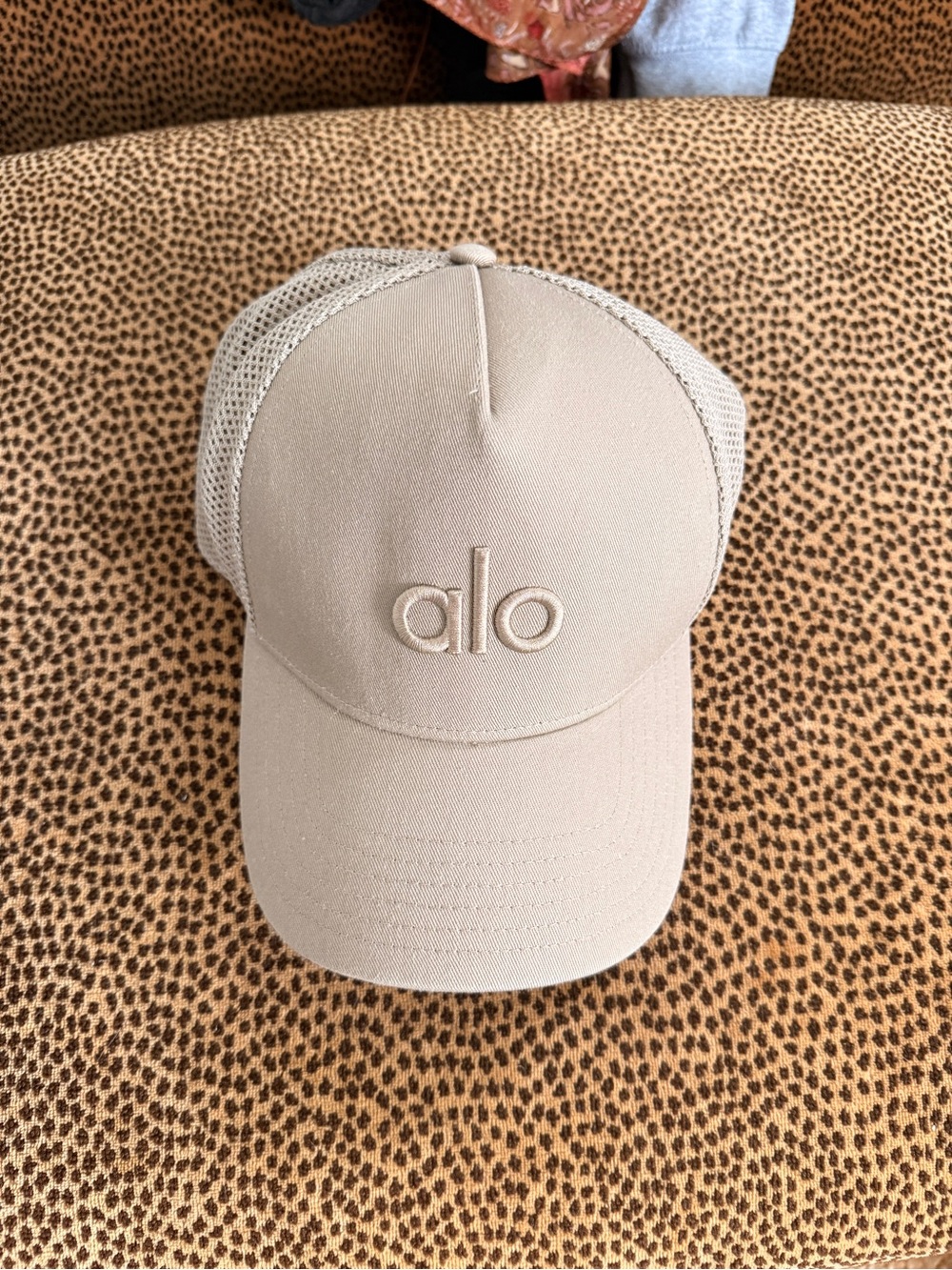 ALO Yoga Beige Mesh Trucker Hat